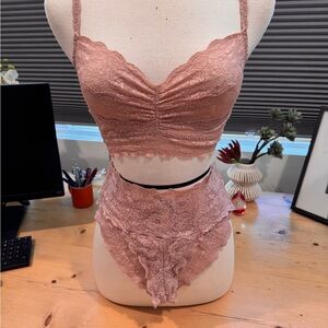 Cosabella Set Sweetie Bralette Large=36 C & Hottie Boyshort L/XL=12-16 WomenPink